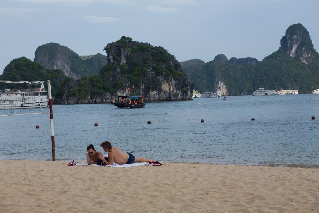 Syrena Cruises Hotel Ha Long Exterior photo