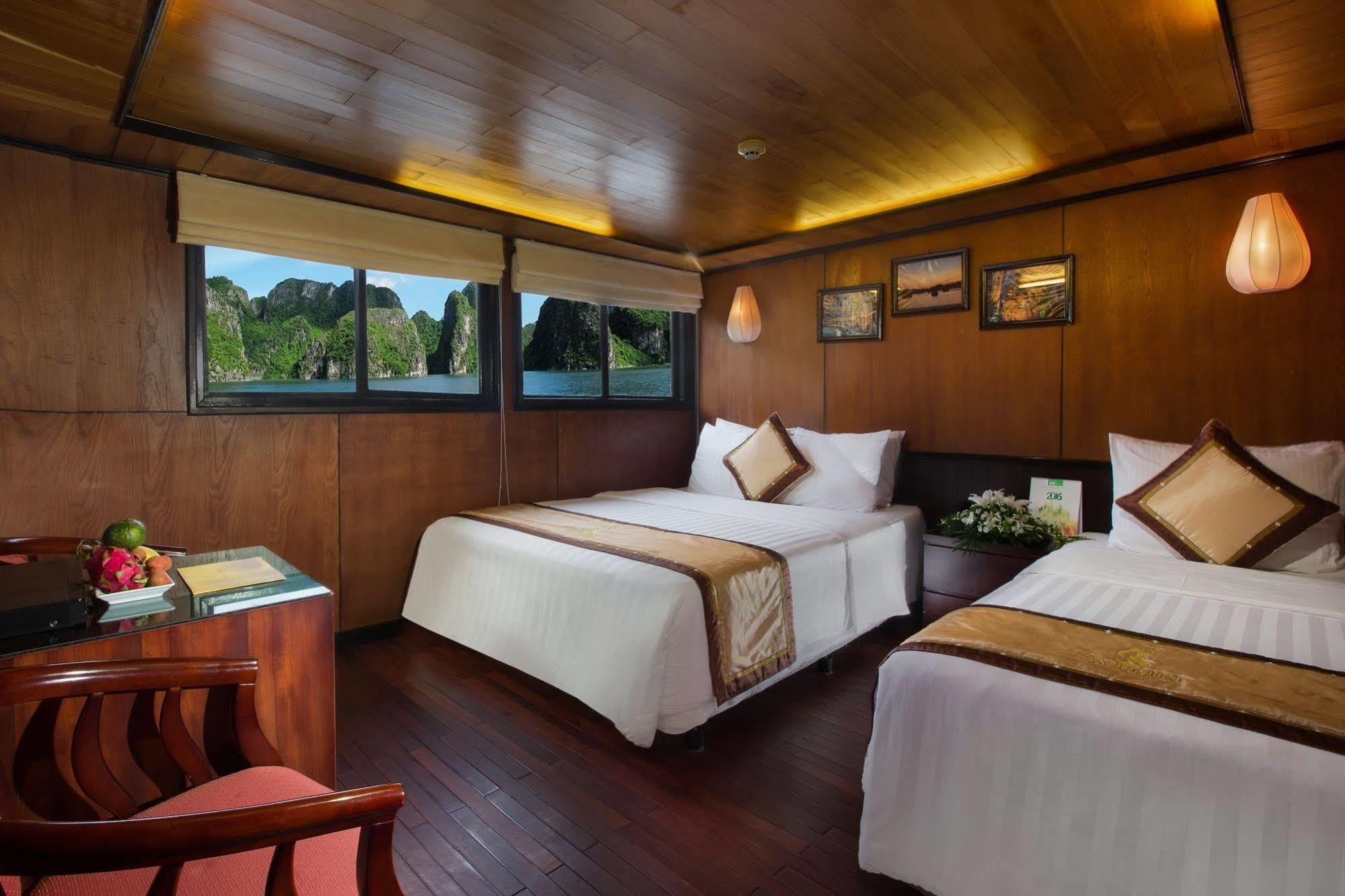 Syrena Cruises Hotel Ha Long Exterior photo